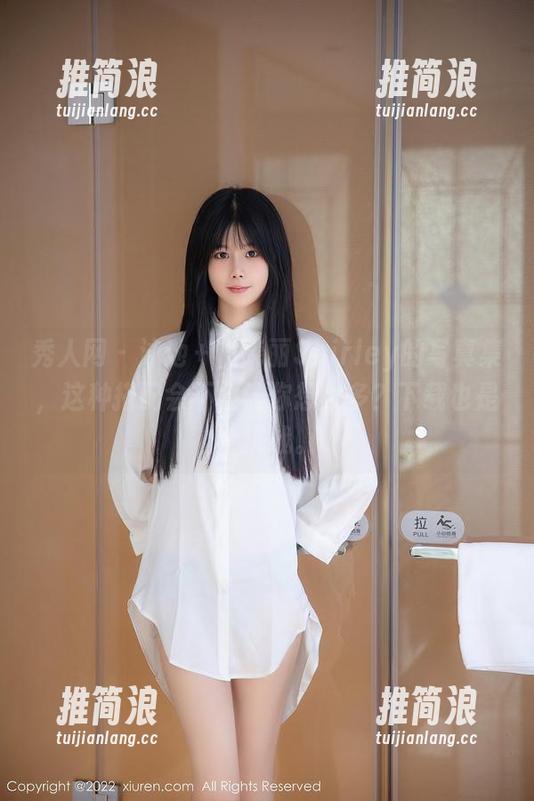 秀人网-伍晓丽Shirley 秀人网 - 泳池+伍晓丽Shirley的写真集,这种搭配会不会让你想太多?下载也是个挑战。