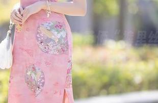秀人网 – 媃柔rourou带俩“裤里丝”分享，别让这份美好跑了！