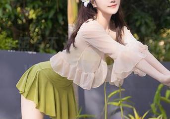 秀人网 – 照片不上颜色，运动里的林文文yooki美图求生指南