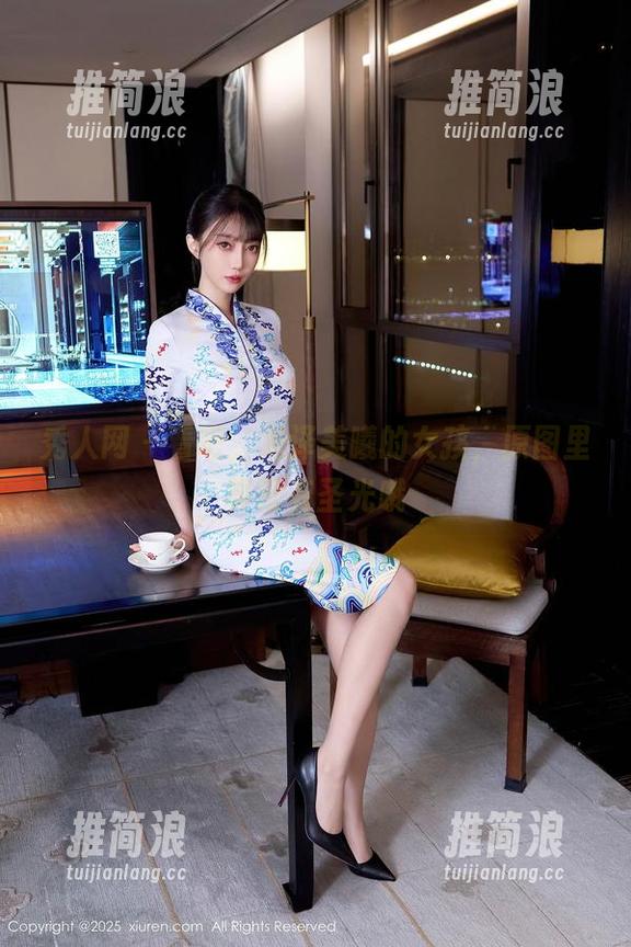 秀人网 - 看吧，龙泽美曦的女孩，原图里真没有圣光哦