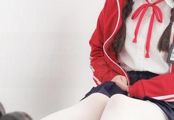 紧急企划 – 小恩在线：校服写真就这？难道我的审美有问题！