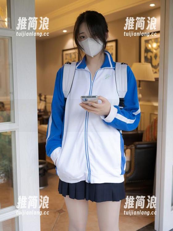 紧急企划 - 看完林书辞泳衣图册，我果然又心不在焉了