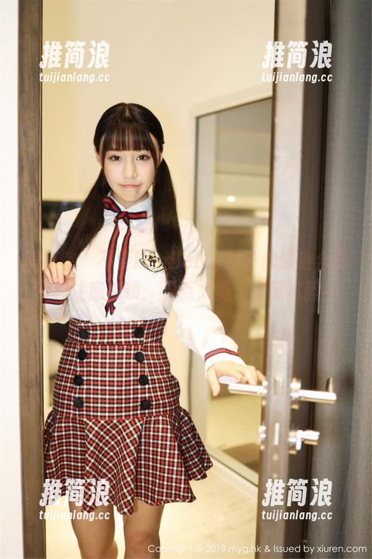 美媛馆 - 不要跳！Betty林子欣泳池合集下载注意事项：景点太美，容易沉醉！