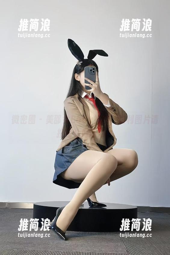 微密圈 - 美邵女Baby妹妹，福利图片请按耐住好奇心！