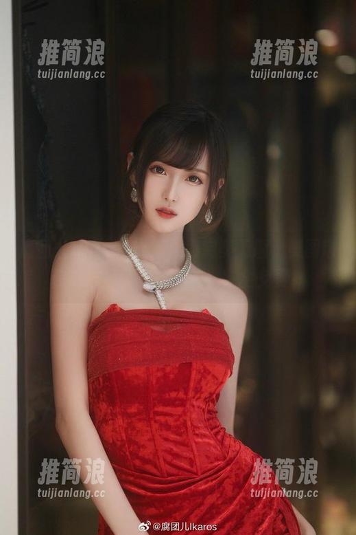 腐团儿Ikaros，温柔得完美无瑕，美图带你走进那柔软的角落，完全免费！