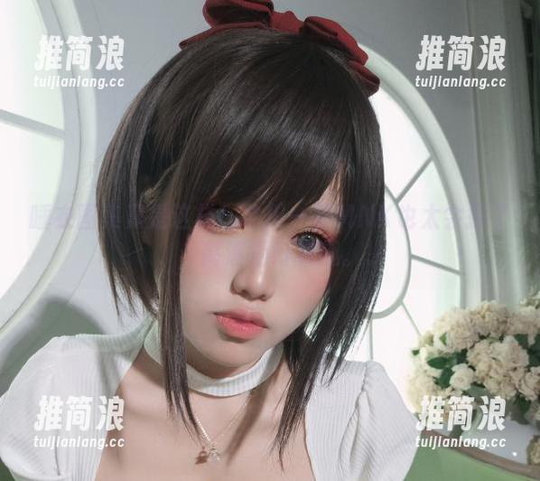 睡衣图集竟是这样！芊川一笑MNK也太会挑了，高清得好有趣。