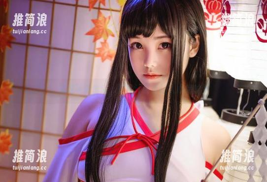 私房写真傍边，是蜜汁猫裘让人心痒的梦