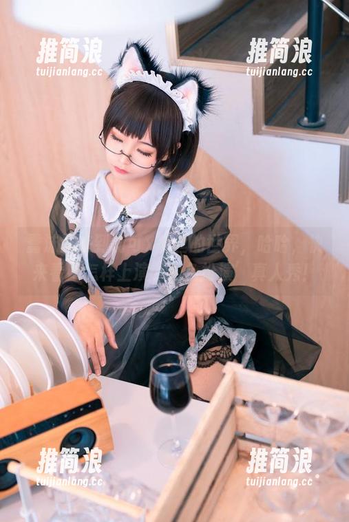 蠢沫沫来到莉可x莉丝的世界，哈哈，快来看她怎样上演‘角色扮演’真人秀！
