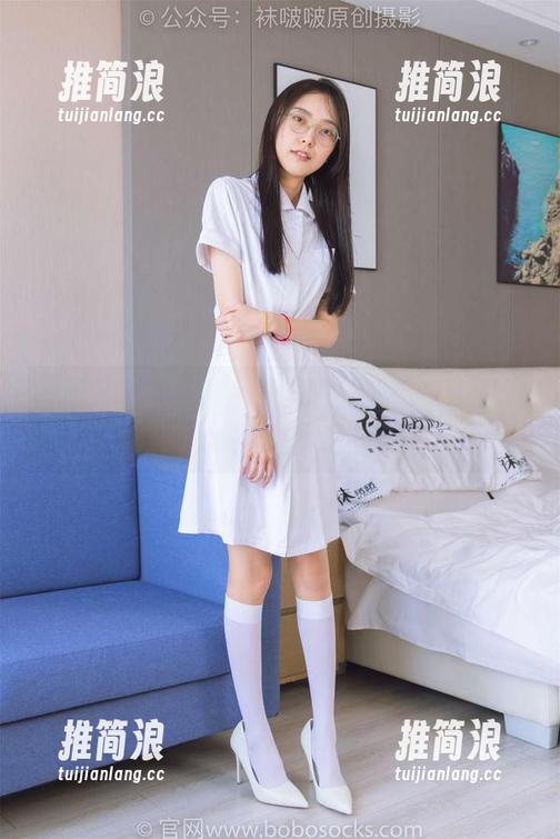 袜啵啵 - 稚予出手！短白丝和脚尖加固，美图掀起的小风暴！
