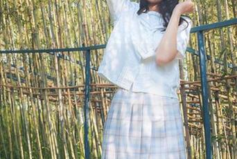 西瓜少女的超能力，现身蓝白女仆的写真里，图片水平真高啊！