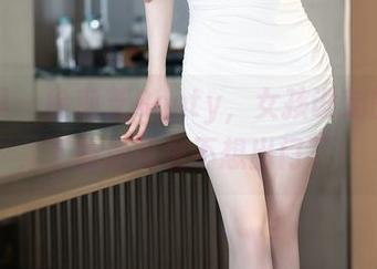 语画界 – 徐莉芝Booty，女孩设定的图包，下载后再也不想出门了！