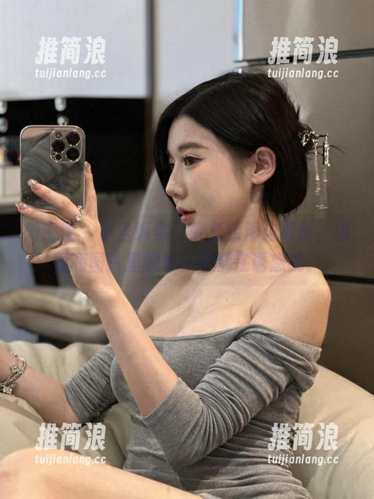 微密圈 - 小告诉你，黎允熙海边写真，原图和图片里的每一寸都在诱惑我。